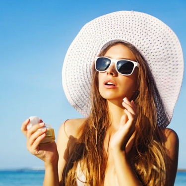 10 lý do tại sao bạn nên sử dụng kem chống nắng ngay bây giờ